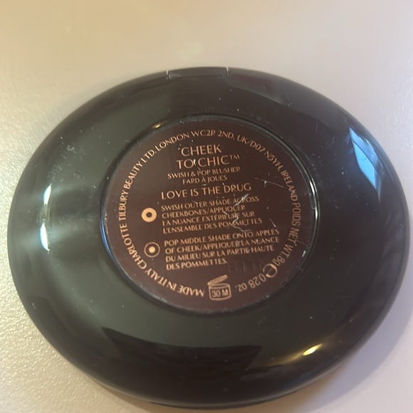 Charlotte Tilbury blush - Picture 4 of 4